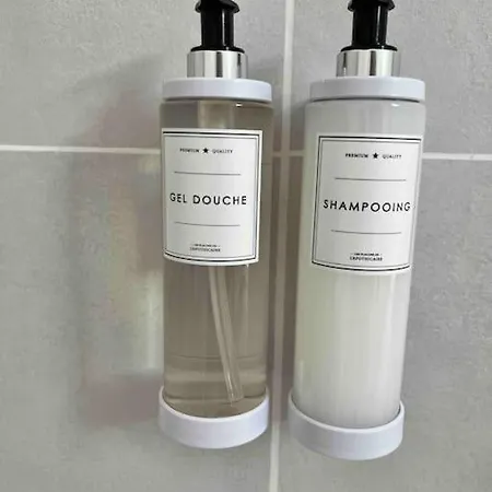 La Premier Cru 3km De * Beaune (Cote d'Or)